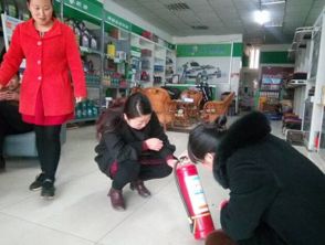 甘州區(qū)北街王母宮社區(qū)開(kāi)展消防食品安全大檢查 筑牢安全防線
